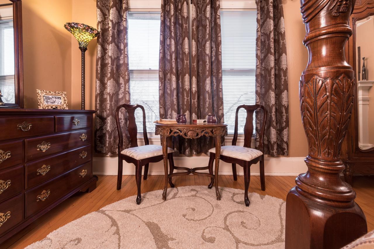 Ringling House Bed & Breakfast Baraboo Exteriör bild