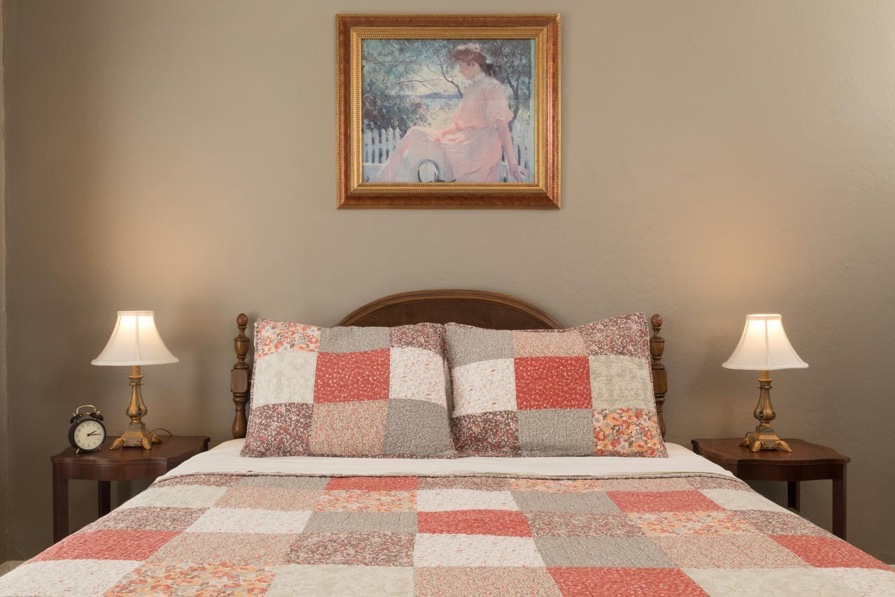 Ringling House Bed & Breakfast Baraboo Exteriör bild