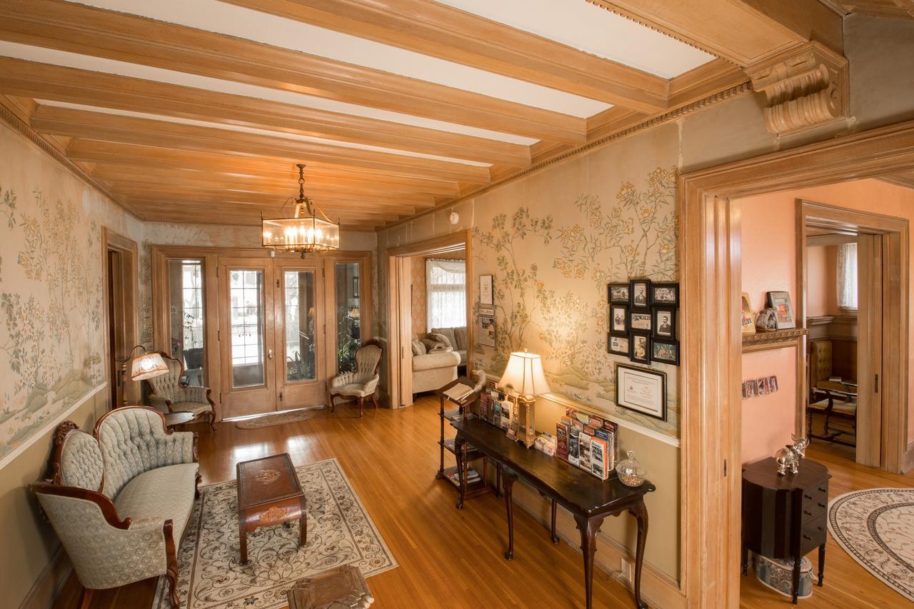 Ringling House Bed & Breakfast Baraboo Exteriör bild