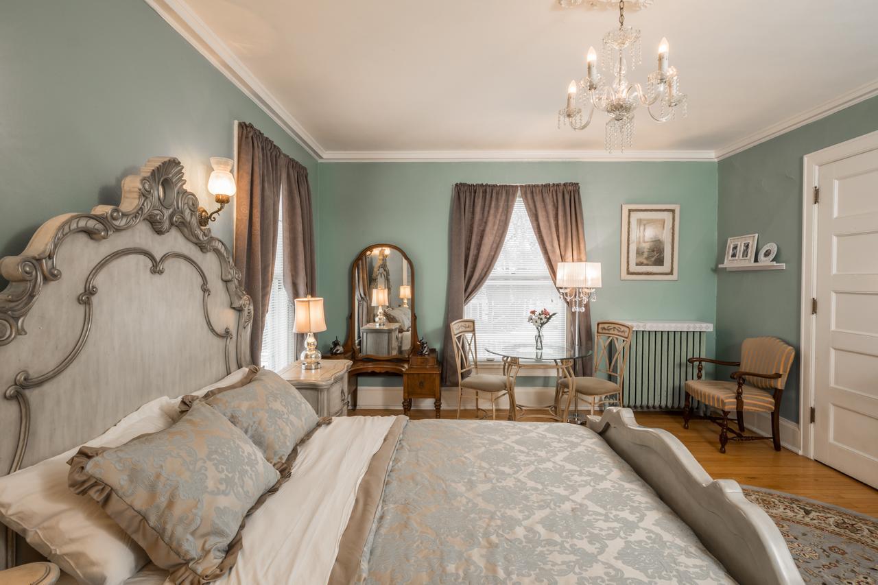 Ringling House Bed & Breakfast Baraboo Exteriör bild
