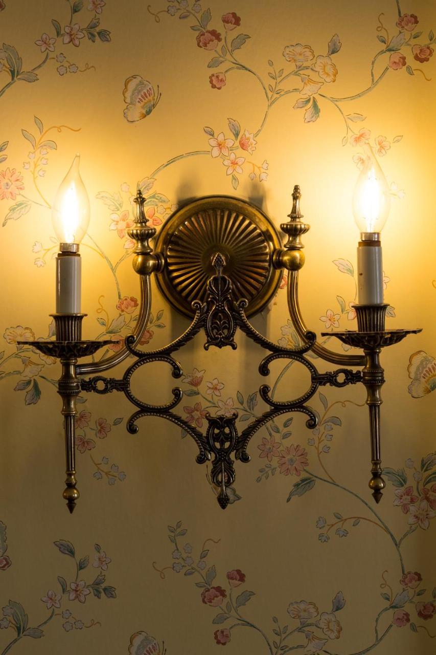Ringling House Bed & Breakfast Baraboo Exteriör bild