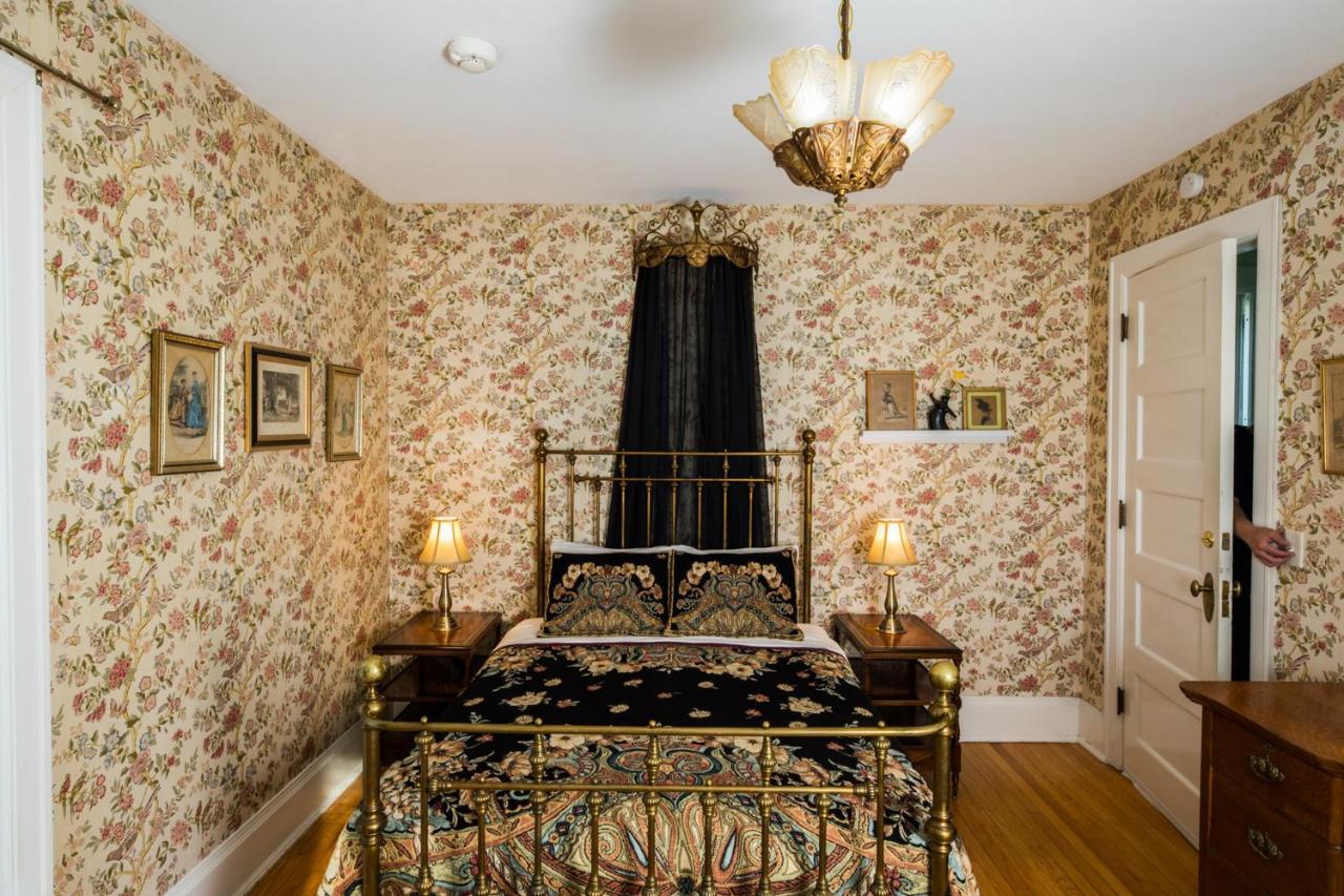 Ringling House Bed & Breakfast Baraboo Exteriör bild