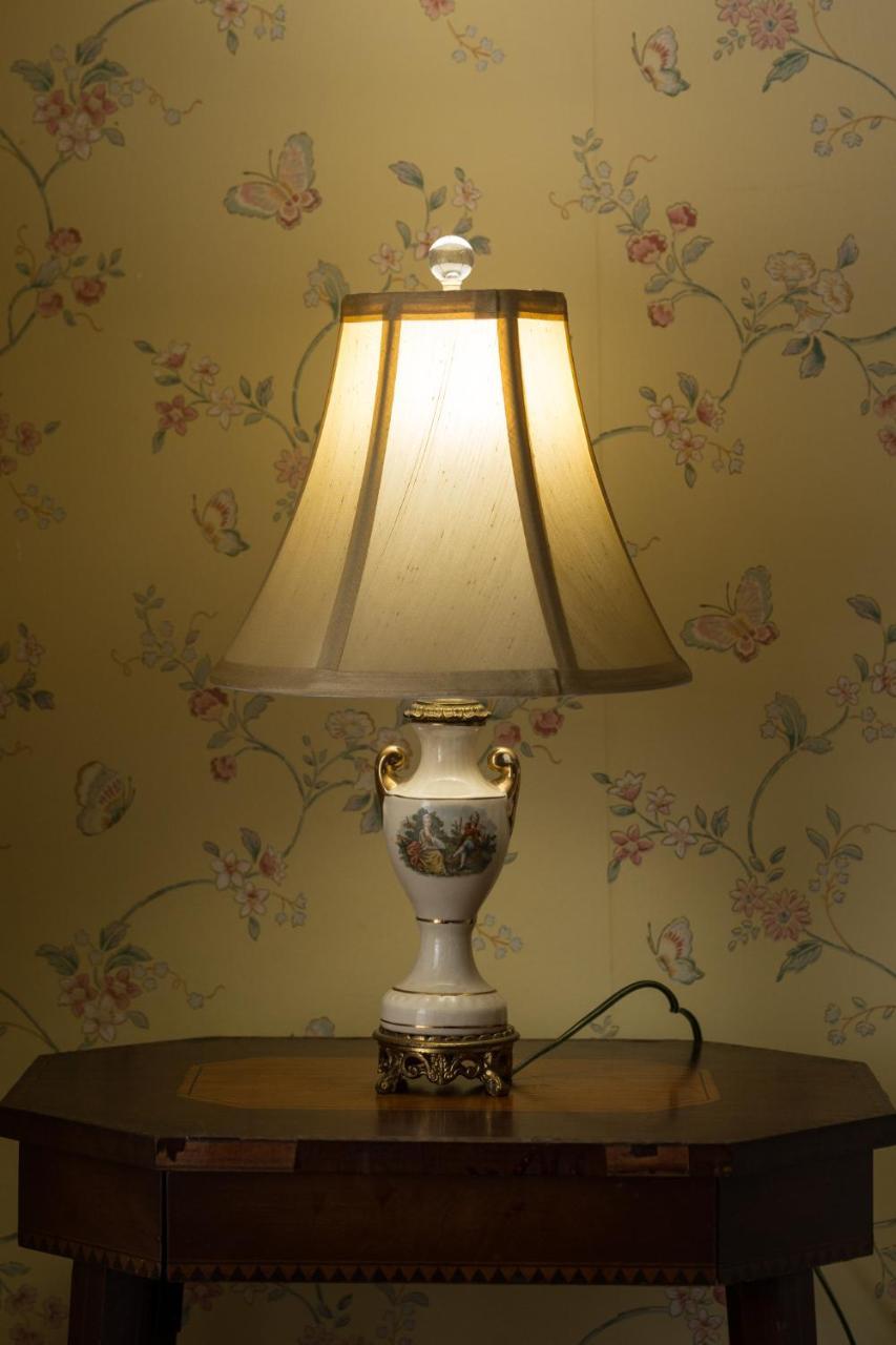 Ringling House Bed & Breakfast Baraboo Exteriör bild