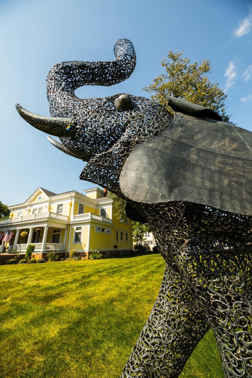 Ringling House Bed & Breakfast Baraboo Exteriör bild